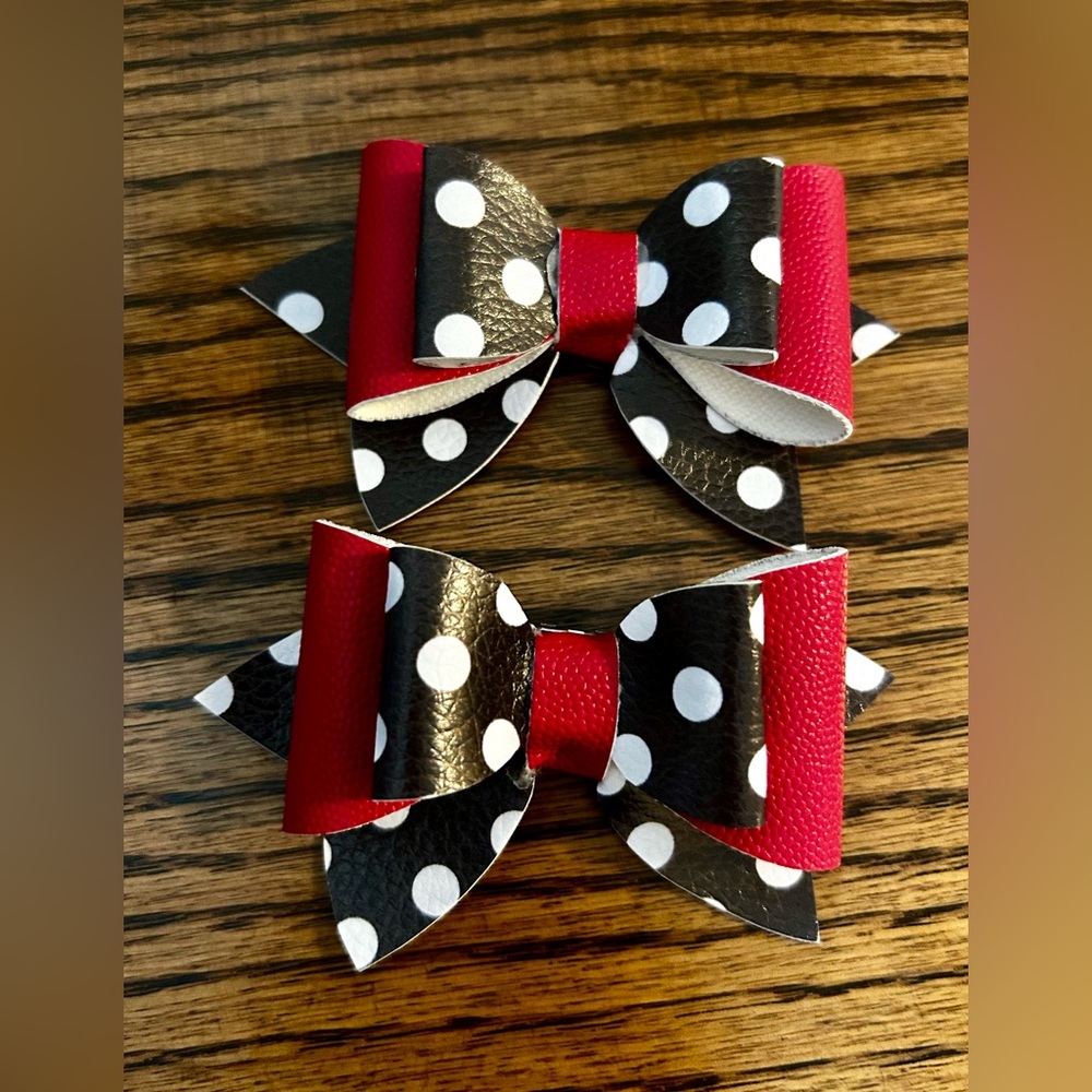 SOLD•Custom Order•Shoe Clips
